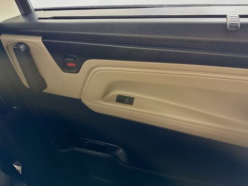 Used 2018 Honda Odyssey Elite image 27