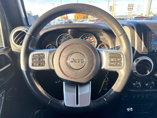 Used 2017 Jeep Wrangler Unlimited Rubicon AWD/4WD image 18