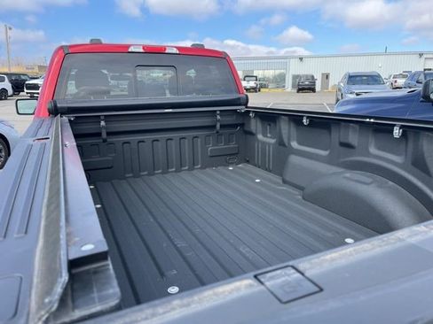 Used 2022 Ford F150 Lariat image 4