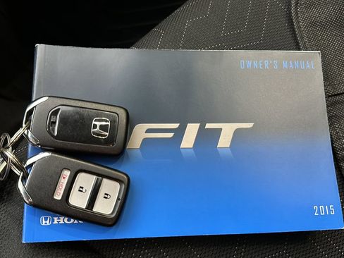 Used 2015 Honda Fit EX image 32