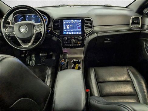 Used 2020 Jeep Grand Cherokee Limited w/ Luxury Group II image 18