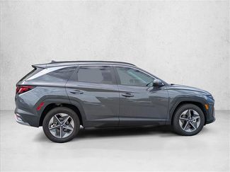 Certified 2025 Hyundai Tucson SEL video 4