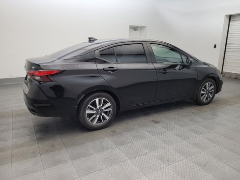 Used 2020 Nissan Versa SV image 10