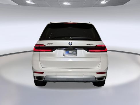 Used 2026 BMW X7 xDrive40i AWD/4WD image 10