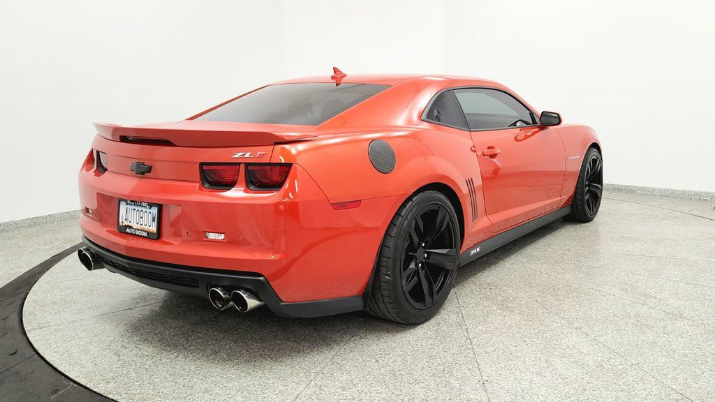 Used 2013 Chevrolet Camaro ZL1 RWD image 5