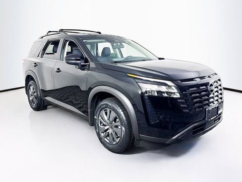 New 2026 Nissan Pathfinder SV AWD/4WD image 3