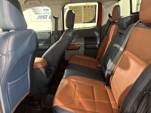 Used 2024 Ford Maverick Lariat w/ FX4 Off-Road Package image 16