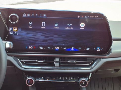 Used 2024 Chevrolet Equinox EV RS FWD image 22