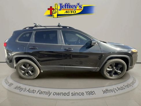 Used 2016 Jeep Cherokee High Altitude image 5