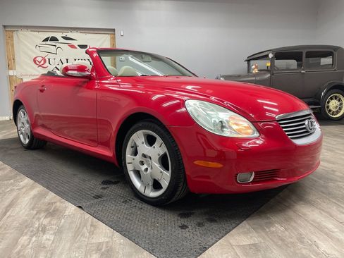 Used 2005 Lexus SC 430 Convertible image 3