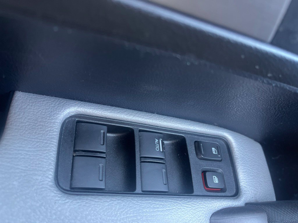 Used 2011 Honda CR-V EX image 22