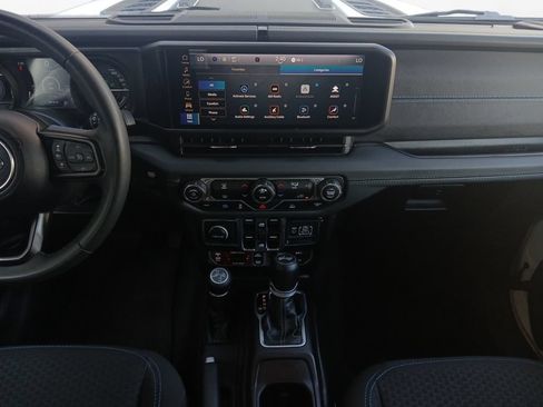 Used 2024 Jeep Wrangler Unlimited Rubicon 4xe AWD/4WD image 3