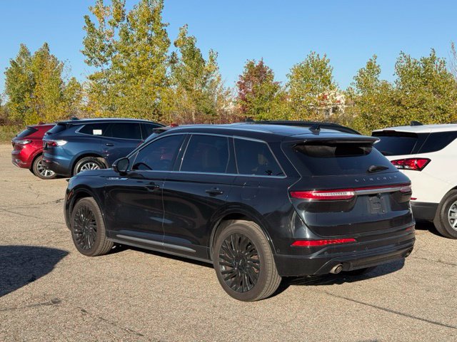 Used 2021 Lincoln Corsair Reserve w/ Equipment Group 201A AWD/4WD image 3