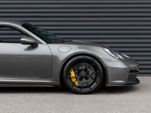 Certified 2022 Porsche 911 GT3 image 9