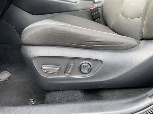 Used 2024 Toyota RAV4 XLE image 20