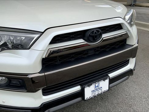 Used 2019 Toyota 4Runner Limited image 31