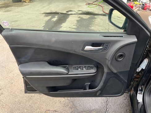 Used 2021 Dodge Charger SXT w/ Leather Interior Group image 18