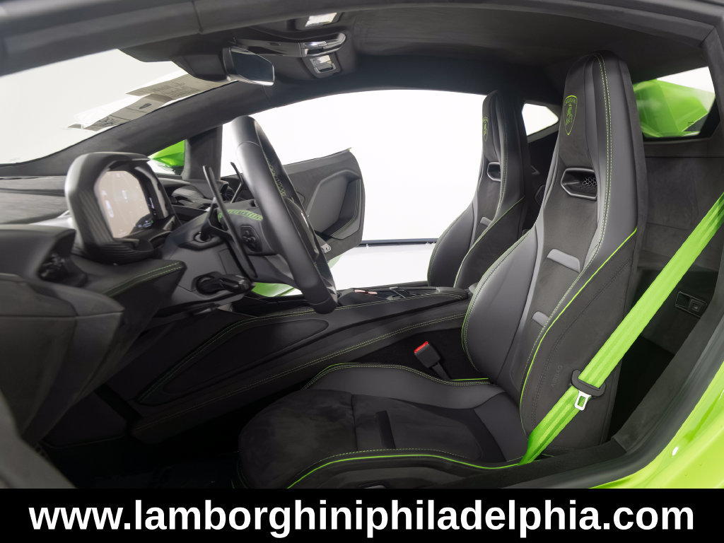 Used 2026 Lamborghini Temerario AWD/4WD image 34
