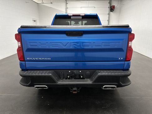 Used 2024 Chevrolet Silverado 1500 LT Trail Boss w/ Convenience Package II image 8