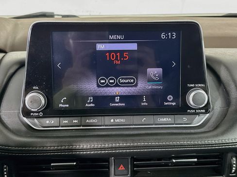 Used 2022 Nissan Rogue S AWD/4WD image 16