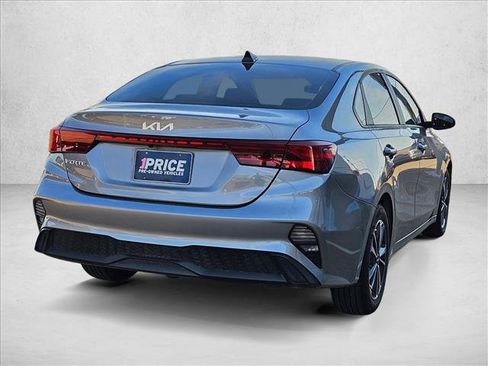 Used 2024 Kia Forte LXS FWD image 5