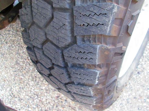 Used 2012 Jeep Wrangler Unlimited Sahara w/ Connectivity Group image 14