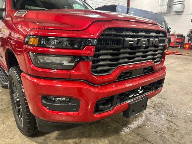 Used 2026 RAM 2500 Big Horn AWD/4WD image 2
