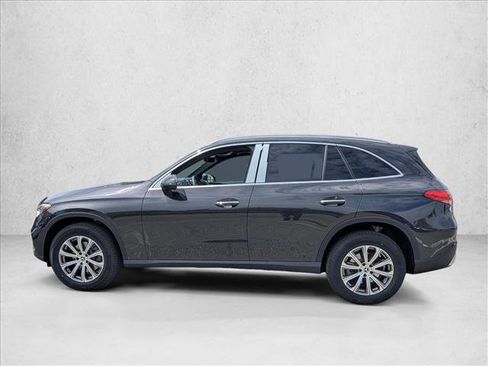 Certified 2025 Mercedes-Benz GLC 300 image 5