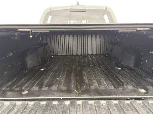 Used 2023 Toyota Tacoma TRD Off-Road AWD/4WD image 19