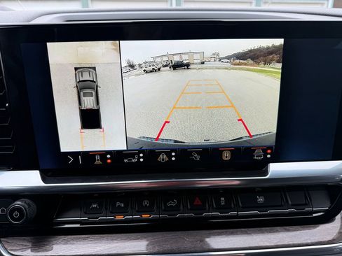 Used 2024 Chevrolet Silverado 1500 LTZ w/ LTZ Convenience Package II image 30