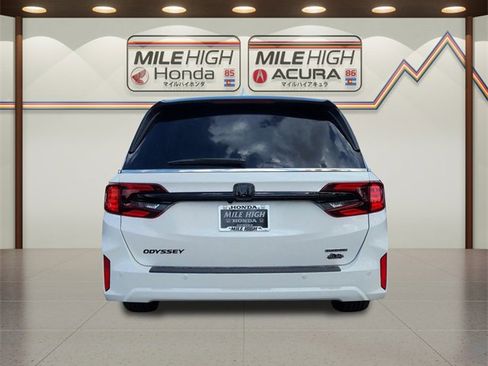 New 2026 Honda Odyssey Touring image 5