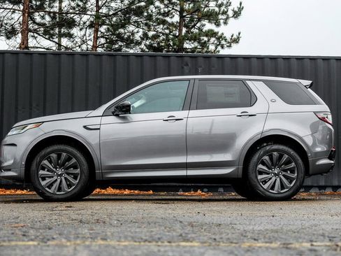 New 2025 Land Rover Discovery Sport S image 3