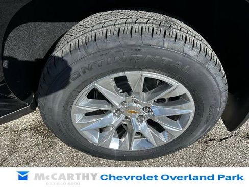 New 2026 Chevrolet Suburban Premier w/ Sun And Tow Package image 30