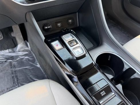 Used 2023 Hyundai Sonata SEL FWD image 23