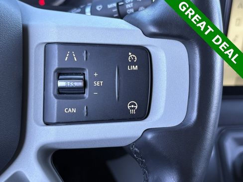 Used 2023 Land Rover Defender 130 SE image 18