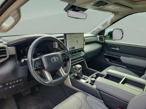 Used 2024 Toyota Tundra Limited image 20