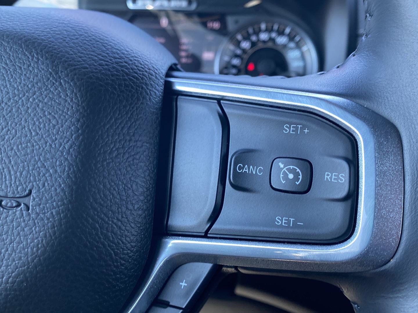 Used 2023 RAM 1500 Laramie AWD/4WD image 21