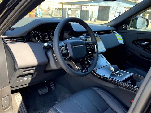 New 2026 Land Rover Range Rover Evoque S AWD/4WD image 9