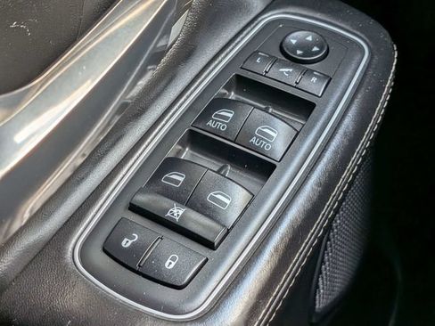 Used 2021 RAM 1500 Limited w/ Body Color Bumper Group AWD/4WD image 23