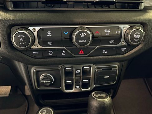 New 2026 Jeep Wrangler Unlimited Sport AWD/4WD image 18