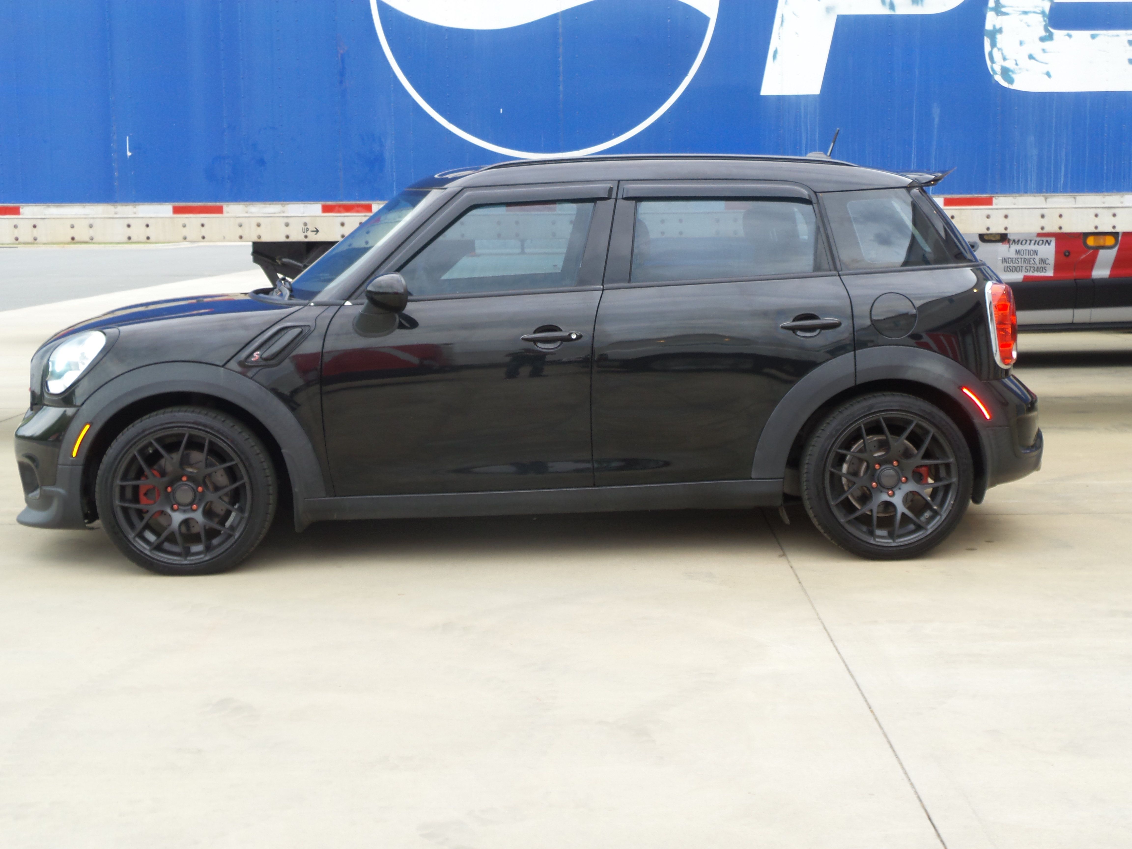 Used 2013 MINI Cooper Countryman S FWD image 3