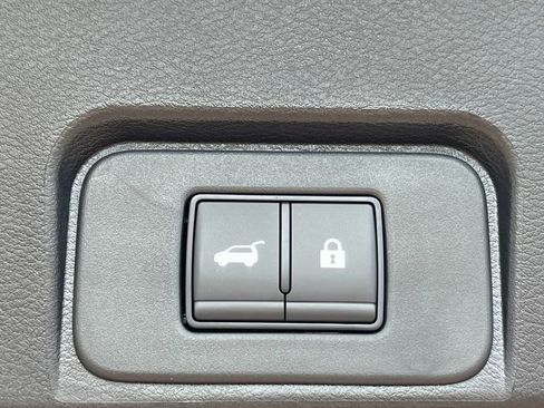 New 2026 Nissan Rogue SV image 34