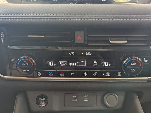 New 2026 Nissan Rogue Platinum image 23