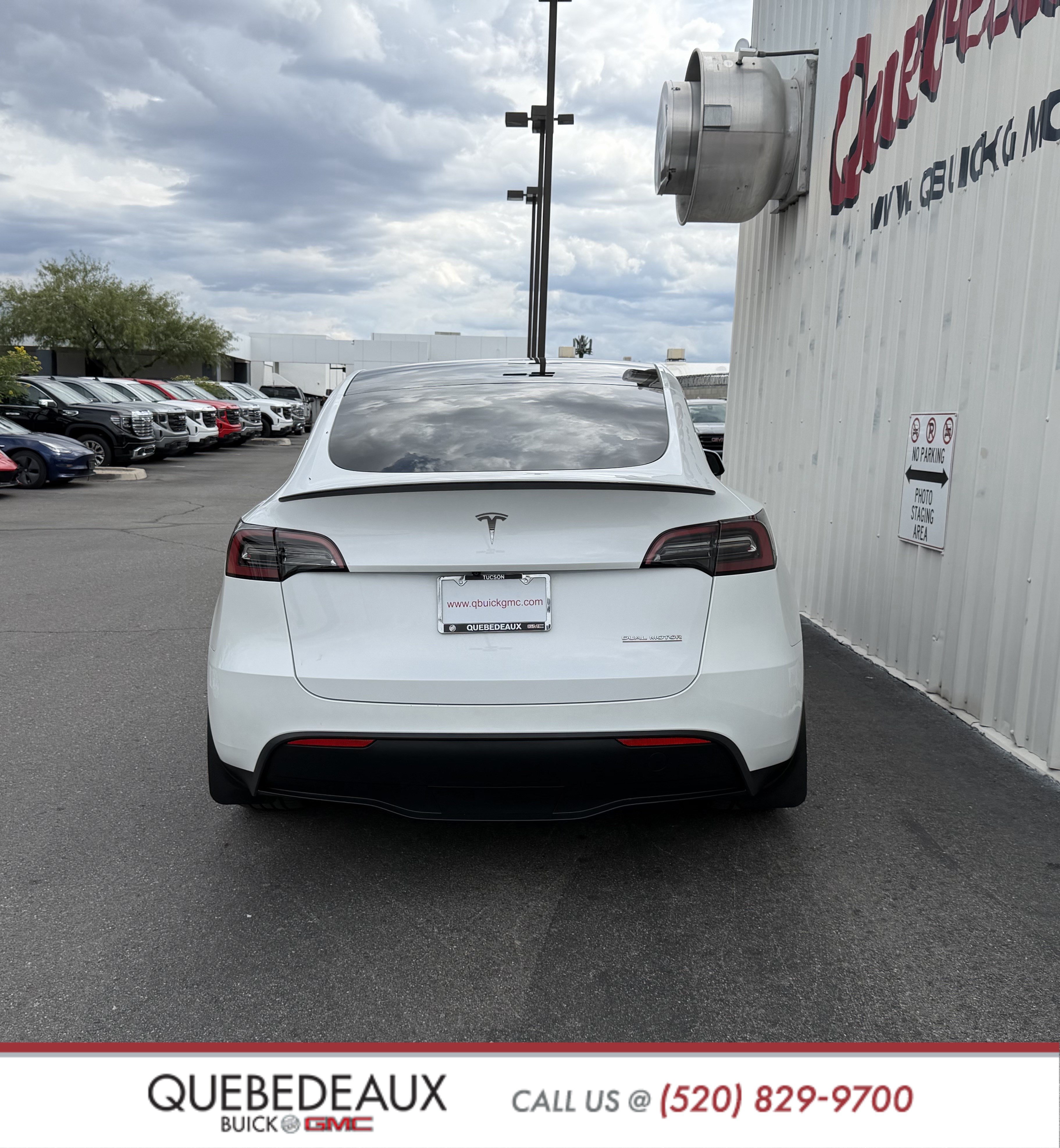 Used 2023 Tesla Model Y Performance AWD/4WD image 3