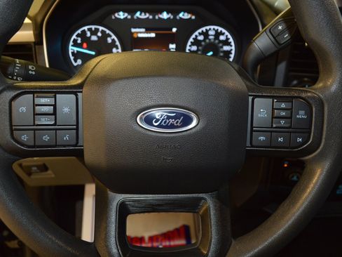 Used 2022 Ford F150 XLT w/ XTR Package image 18