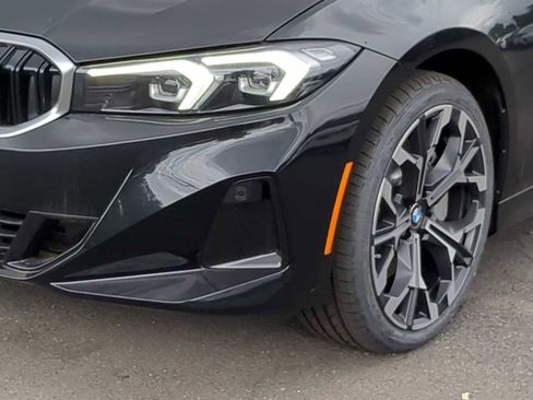 Used 2025 BMW 330i xDrive Sedan w/ Convenience Package image 11