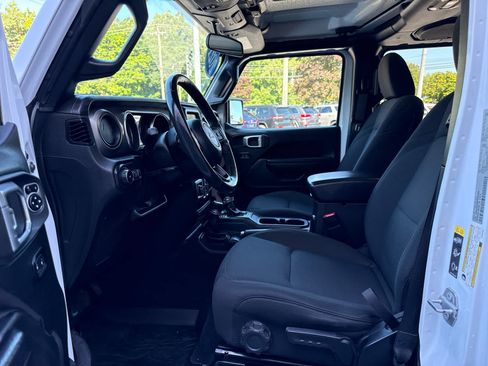 Used 2021 Jeep Wrangler Unlimited Sport AWD/4WD image 15