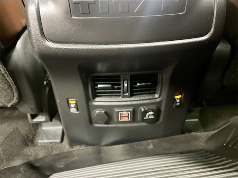 Used 2024 Nissan Titan Platinum Reserve w/ Moonroof Package image 27