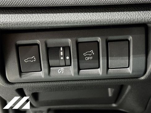 Used 2025 Subaru Outback Premium image 10