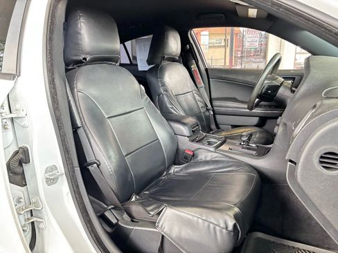 Used 2012 Dodge Charger SE image 22